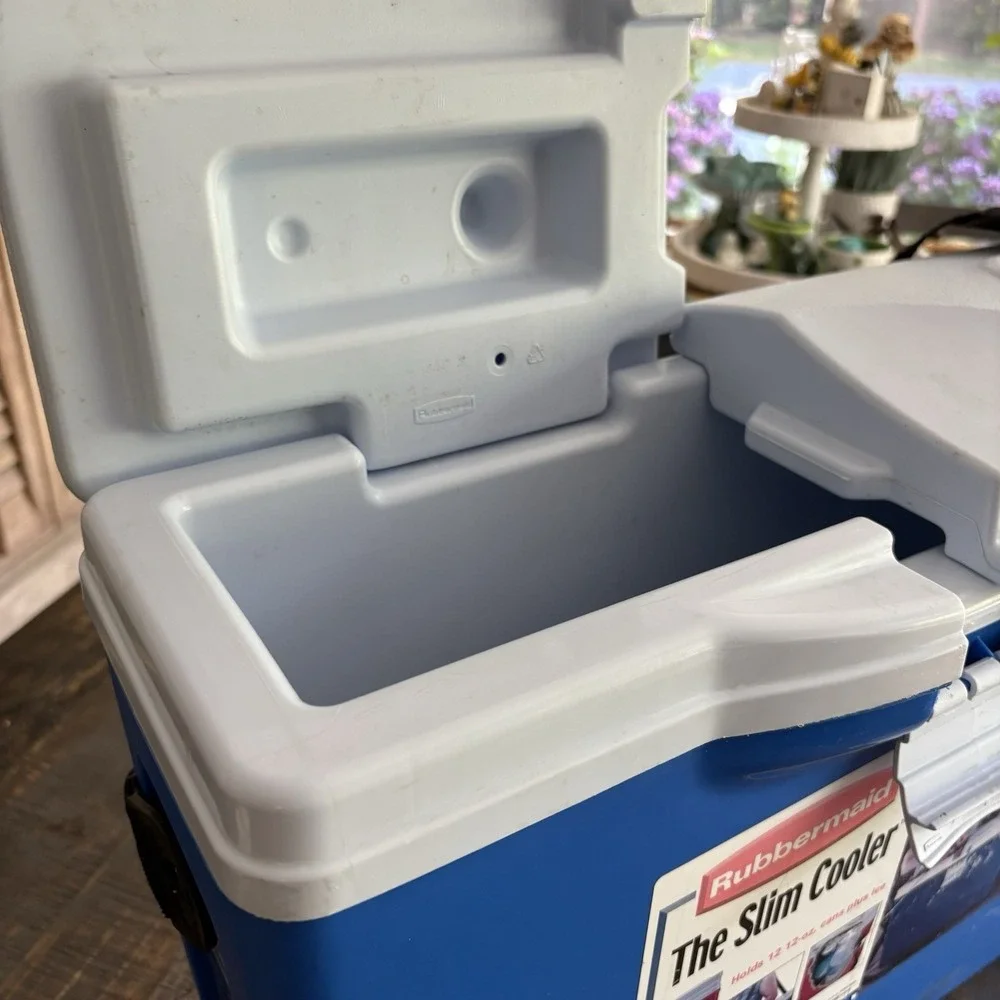 Vintage Rubbermaid Slim Cooler #1801 13 Qt Dual Open Lid Strap Blue